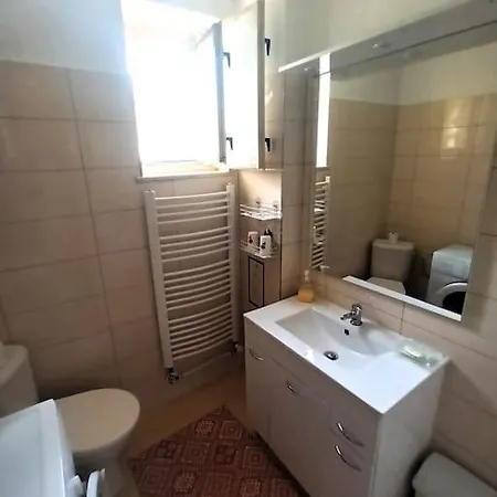 Klid, Priroda A Zazitky V Srdci Zamaguria - Cosy Near High Tatras Apartment Relov